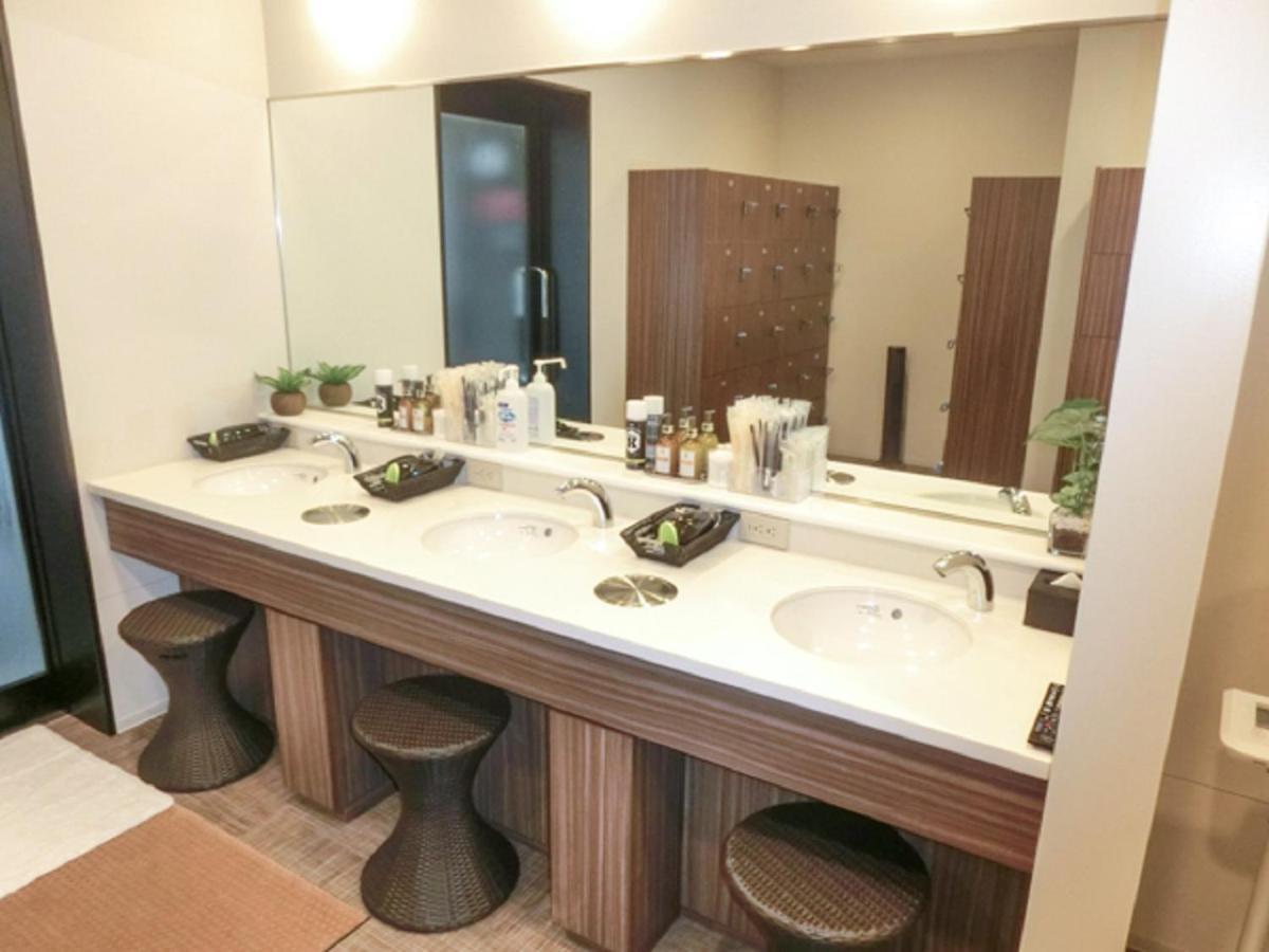 Natural Hot Spring Hotel Livemax Premium Хиросима Экстерьер фото